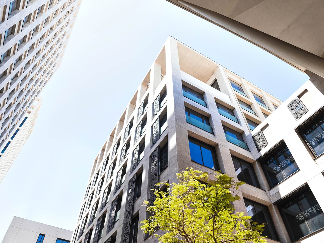 Image alt of commercial split hero