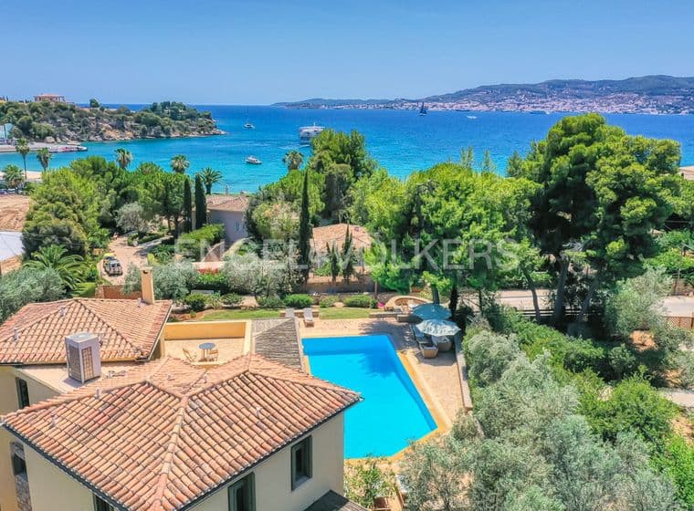 Drone photo of a villa in Porto Cheli with beautiful blue sea and green trees