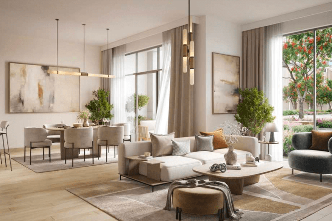 Moderner Wohn und Essbereich in Odessa mit grossen Fenstern, hellen neutralen Innenfarben, zeitgemässer Möblierung und Blick auf die gestaltete Gemeinschaft.