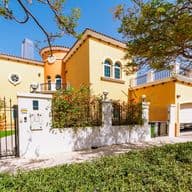 Luxury Dubai Villa with Makani Number showing on outside wall