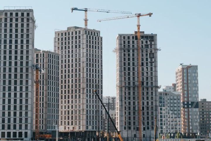 Off-plan properties under construction in Dubai, highlighting the role of escrow accounts in ensuring secure real estate transactions.