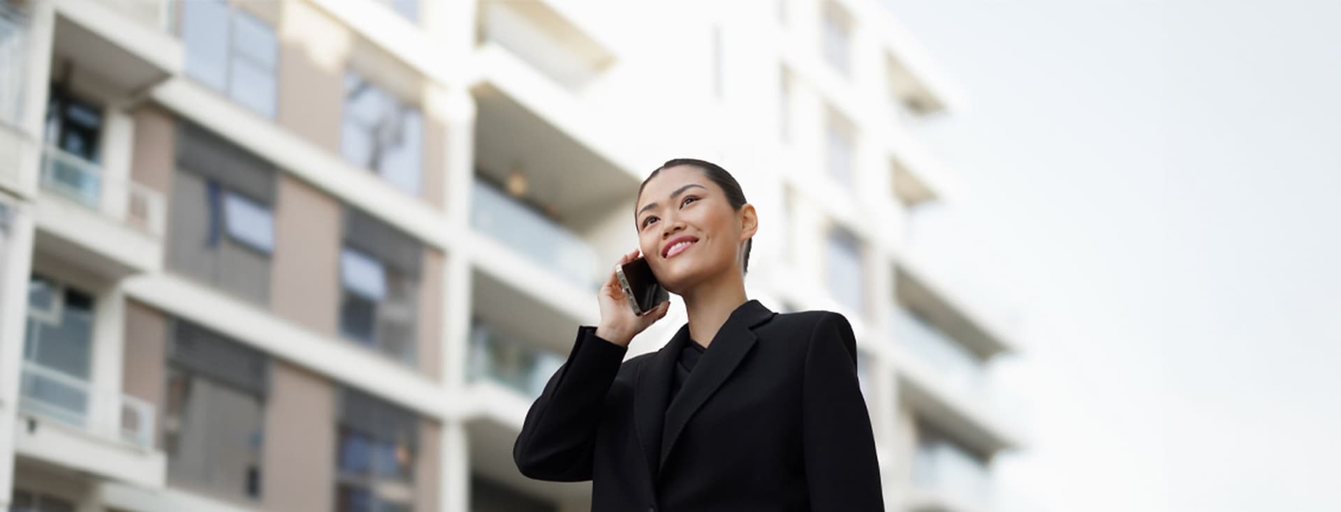 Dubai real estate agent making phone call