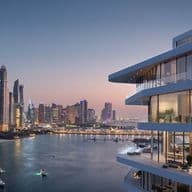 An exceptional branded residence overlooking the Dubai Marina skyline