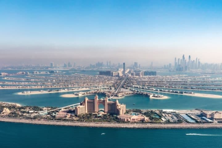 moving from Australia to Dubai