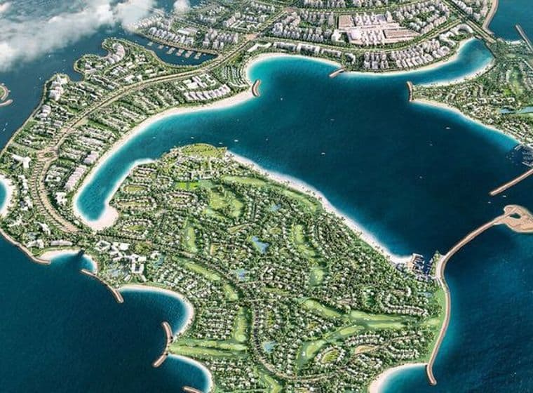 Dubai Islands masterplan showing 5 interconnected islands with villas and apartments amongst greenery with large beaches and marinas