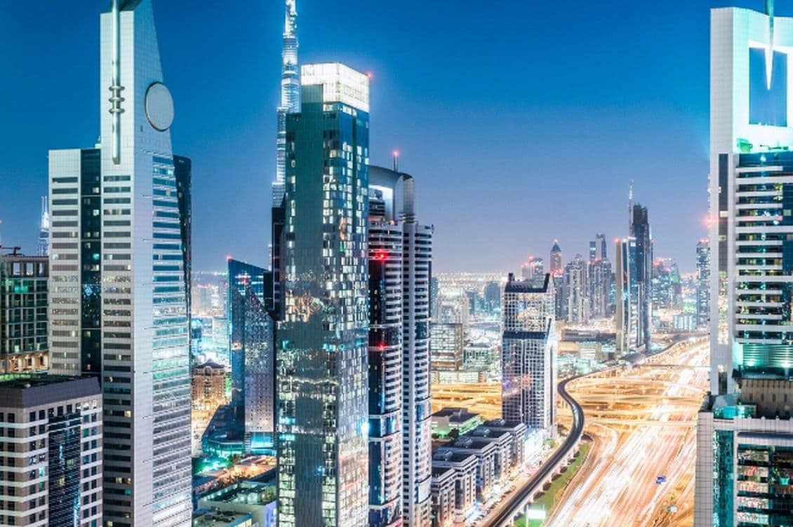 Understanding lease terms in Dubai's commercial real estate market.