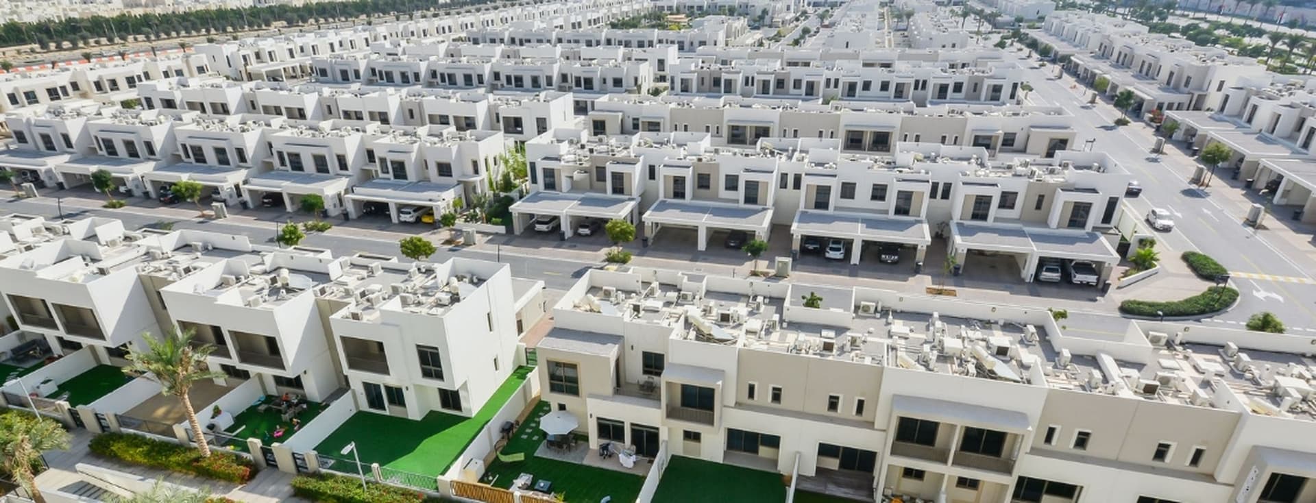 Aerial shot of villas and townhouses in Town Square community