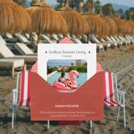 Bild eines roten Umschlags an einem Strand in Marbella