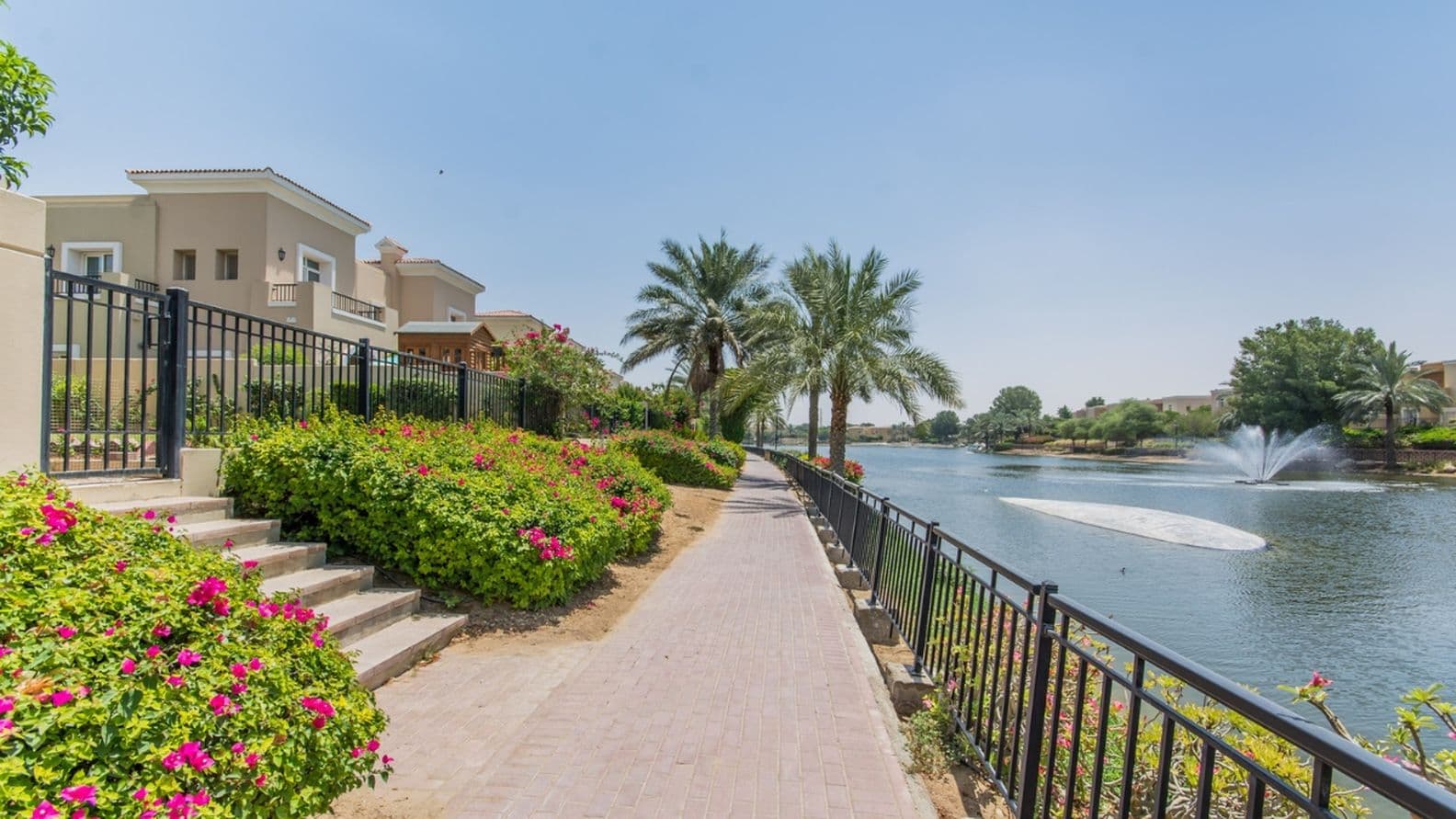 Flowers, greenery and fountain in Arabian Ranches