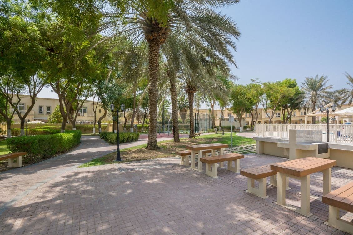 The Springs Residential Area Park And Townhouses