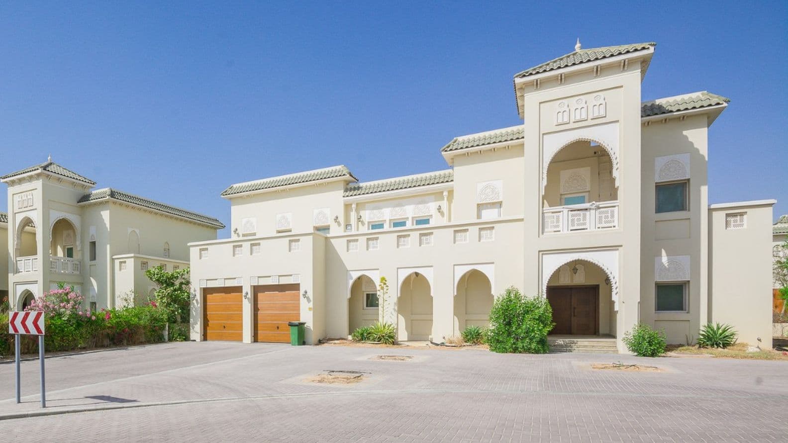 Traditional Style 5-Bedroom Villa in Al Furjan