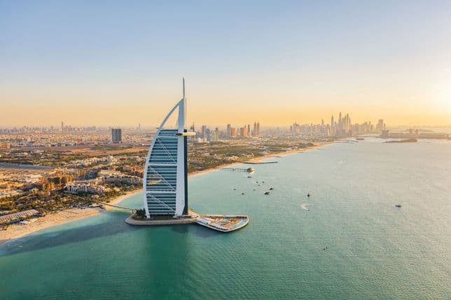 Burj Al Arab and Kite Beach - a perfect area for beach rentals