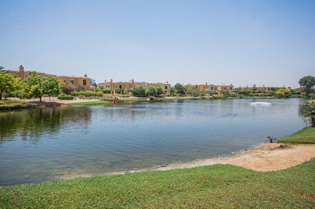 Arabian Ranches Lake And Villas