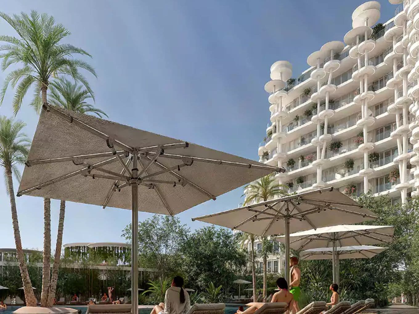 Bewohner entspannen auf einer luxuriösen Poolterrasse mit Palmen und markanter moderner Architektur im Hintergrund.