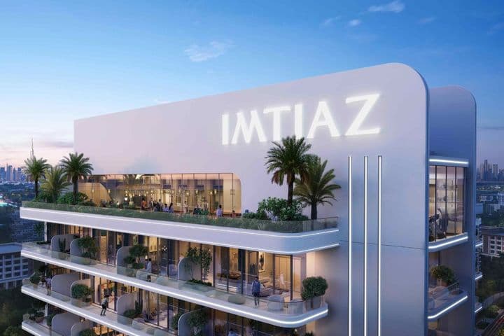 Le Blanc by Imtiaz in Dubailand