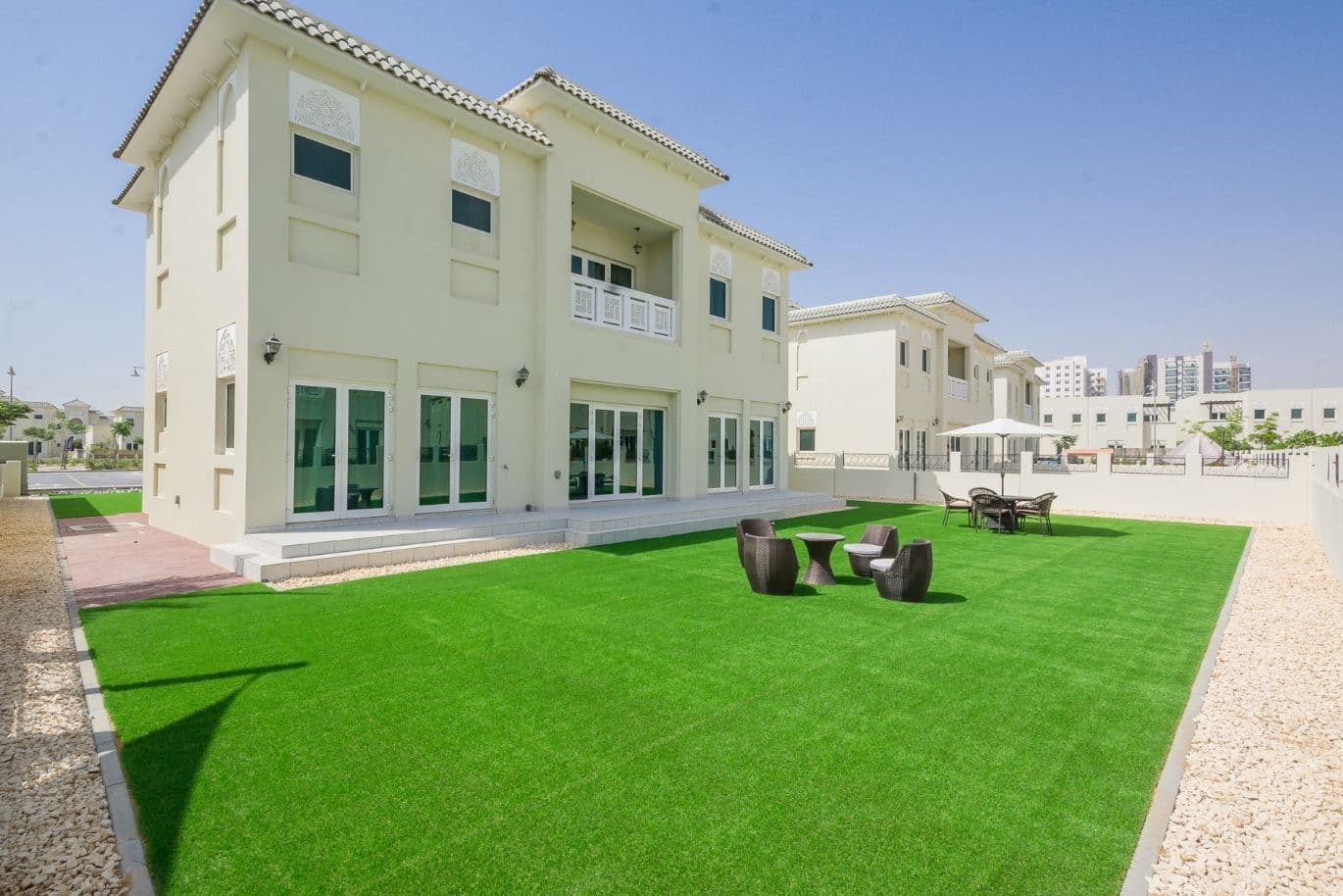 villa with large private garden in Al Furjan