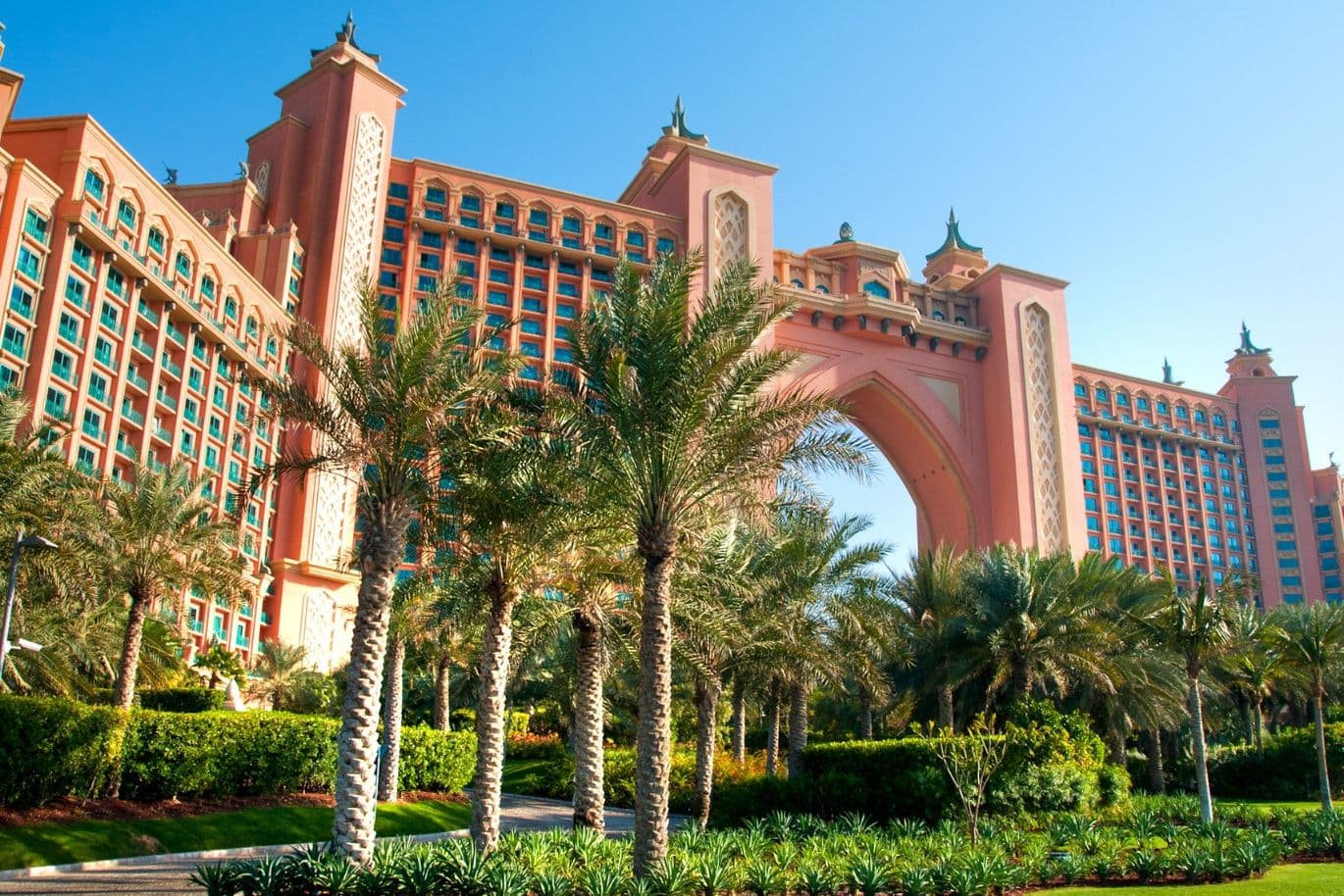 Gardens and grounds in front of the Atlantis Resort on Palm Jumeirah, Dubai's famous luxury landmark.