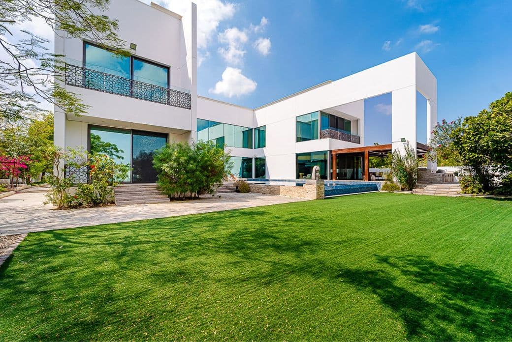 Emirates Hills Mansion