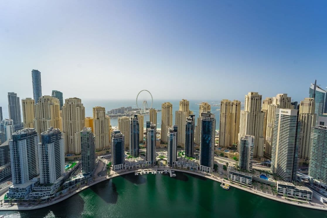 Stunning waterfront apartments in Dubai Marina and JBR with views of Bluewaters Island, a top choice for buyers in Dubai