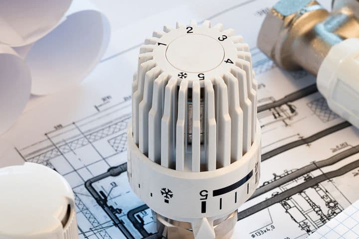 Valvola di testa termostatica per radiatori Blocco note per voci Progetto di riscaldamento