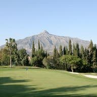Aloha golf course with La Concha mountain behind