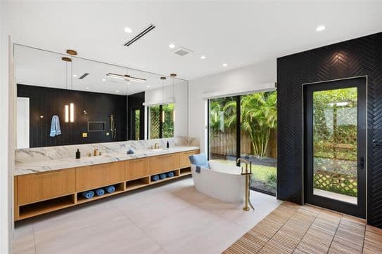 West of Trail Sarasota Pool