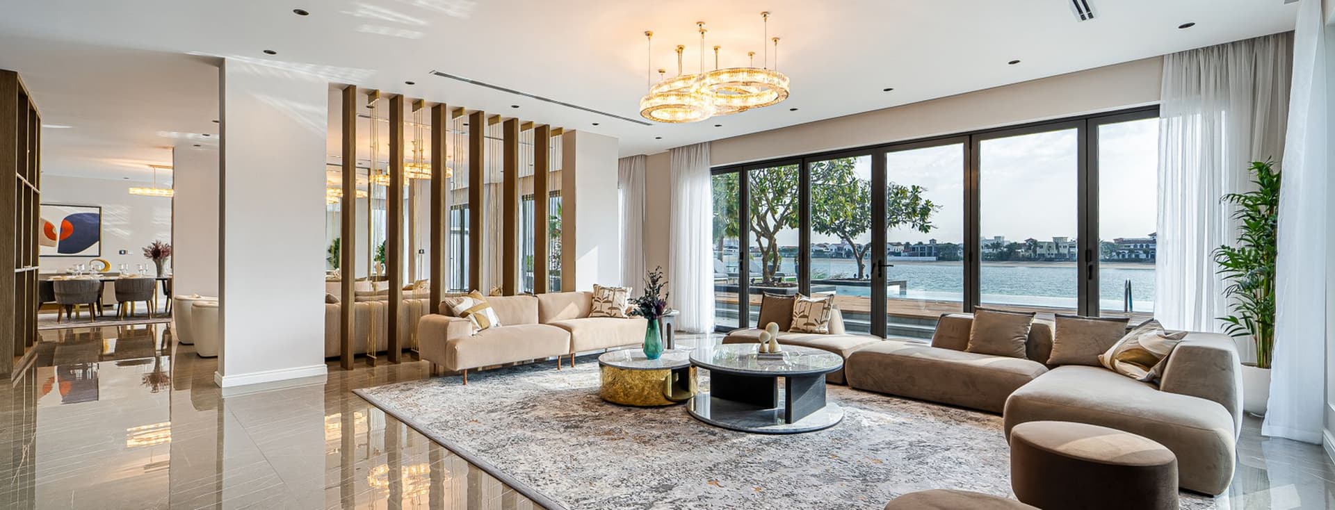 Furnished Palm Jumeirah villa by one of the top interior design companies in Dubai