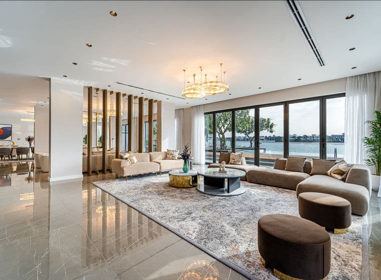 Furnished Palm Jumeirah villa by one of the top interior design companies in Dubai