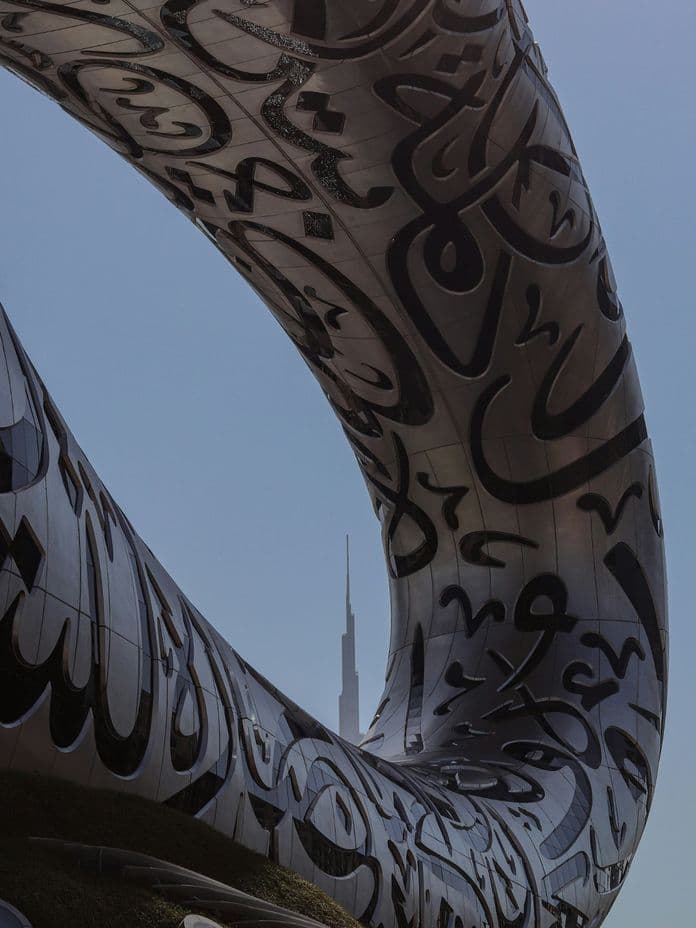 Corinthia Twin Tower SZR