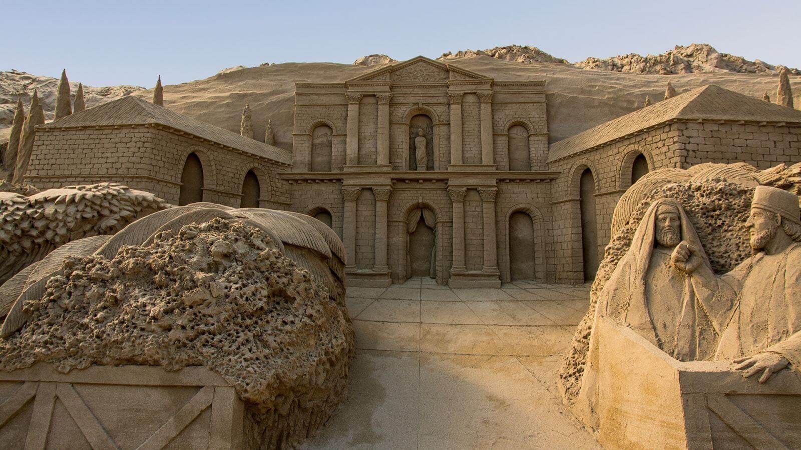 Vista del Belén de arena en Las Canteras de Canarias