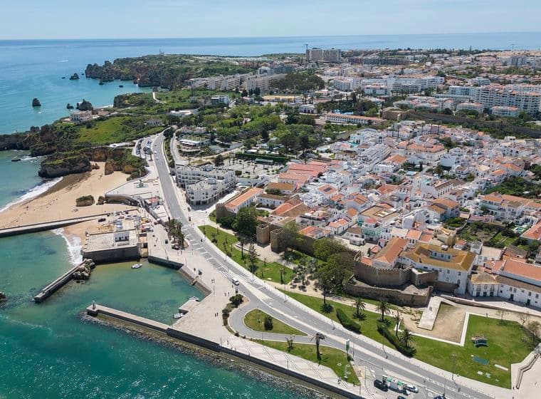 Vista aerea da cidade de Lagos