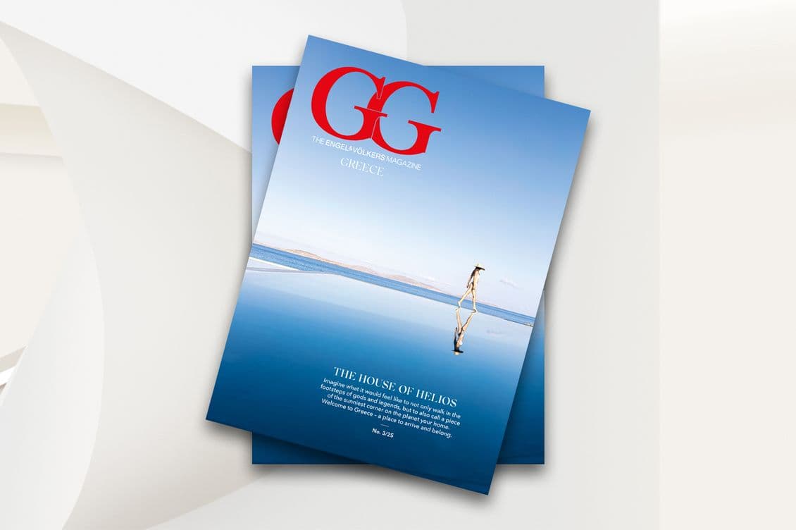 GG Greece Cover with summer destination with blue inifinity pool
