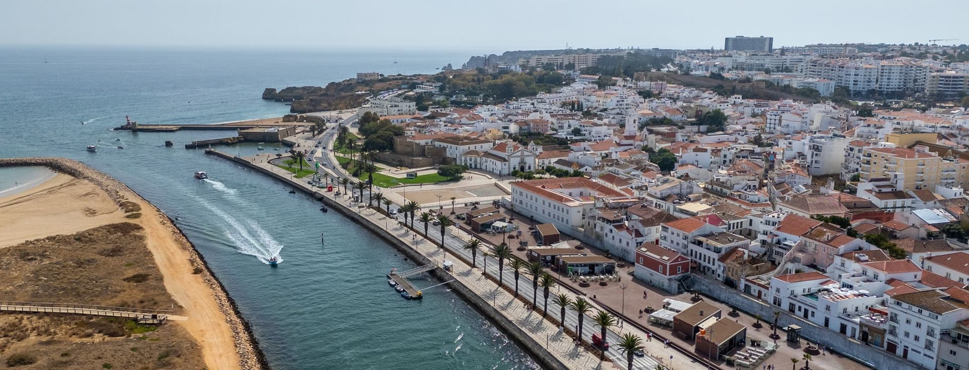 Vista aerea cidade de Lagos