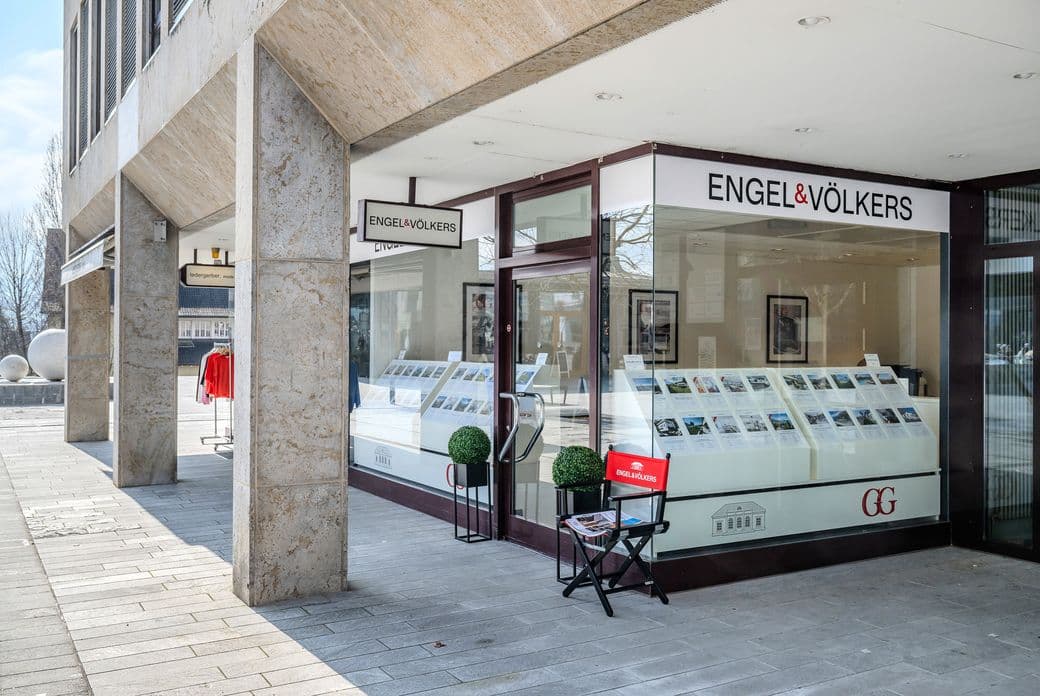 Zu Ihrem Immobilienvorhaben am Standort Meilen und in der nahen Umgebung berät unser kompetentes Team Sie gerne persönlich in unserem Shop