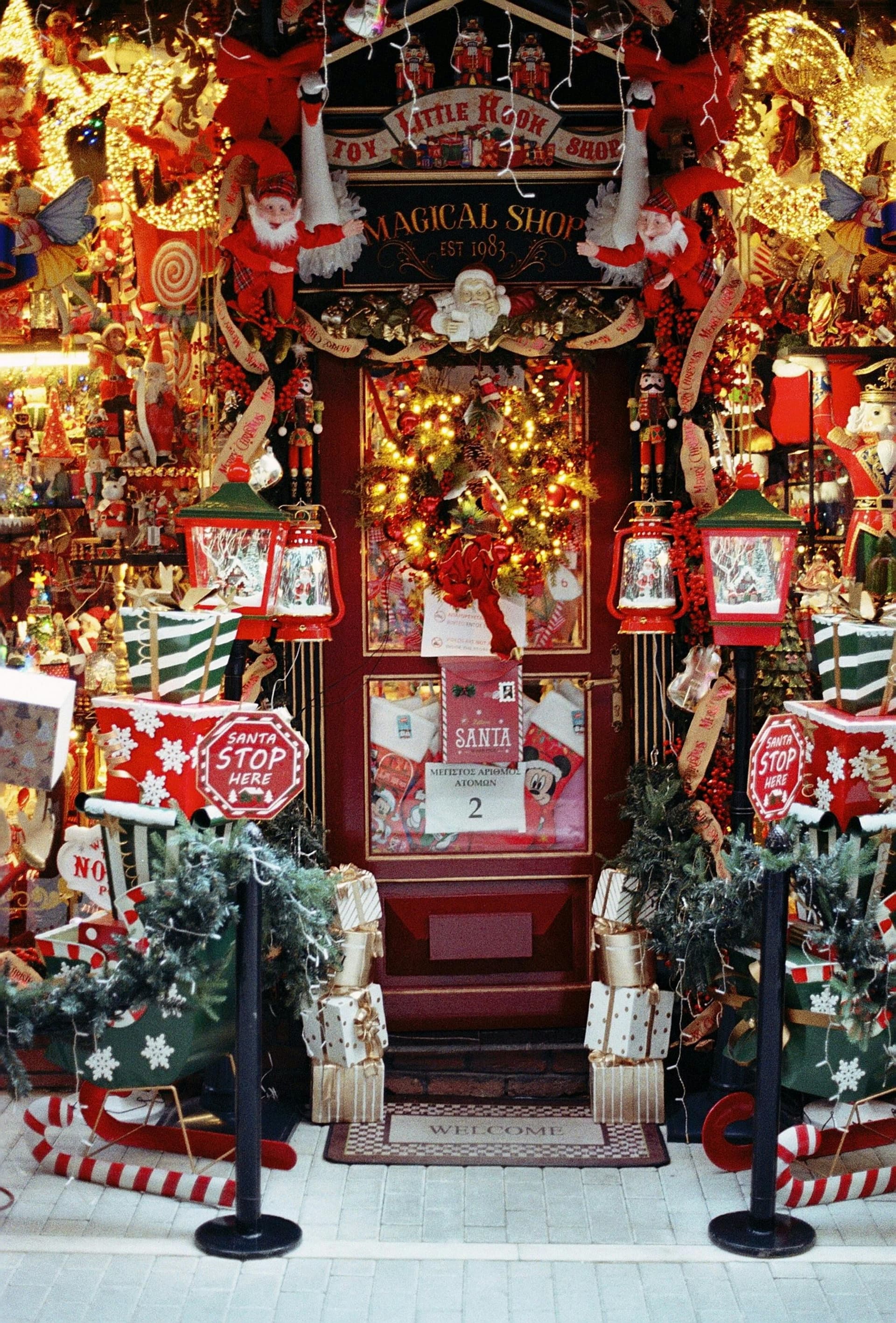 Christmas Scenery with Santa Claus theme