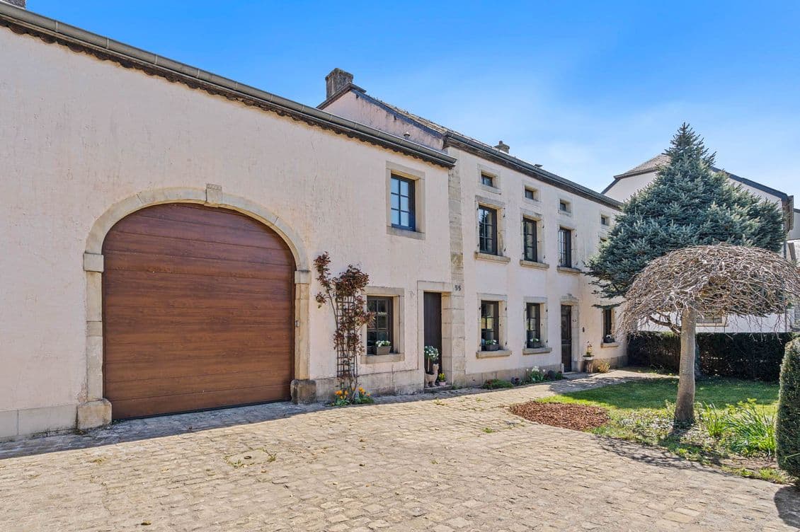 Sold Farmhouse in Hunsdorf