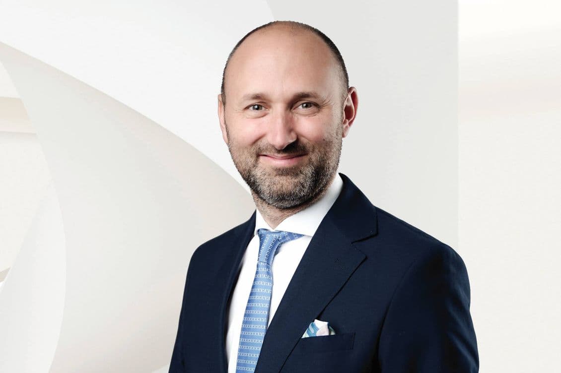 Portrait photo of David Feinstein, real estate consultant at Engel & Völkers Basel