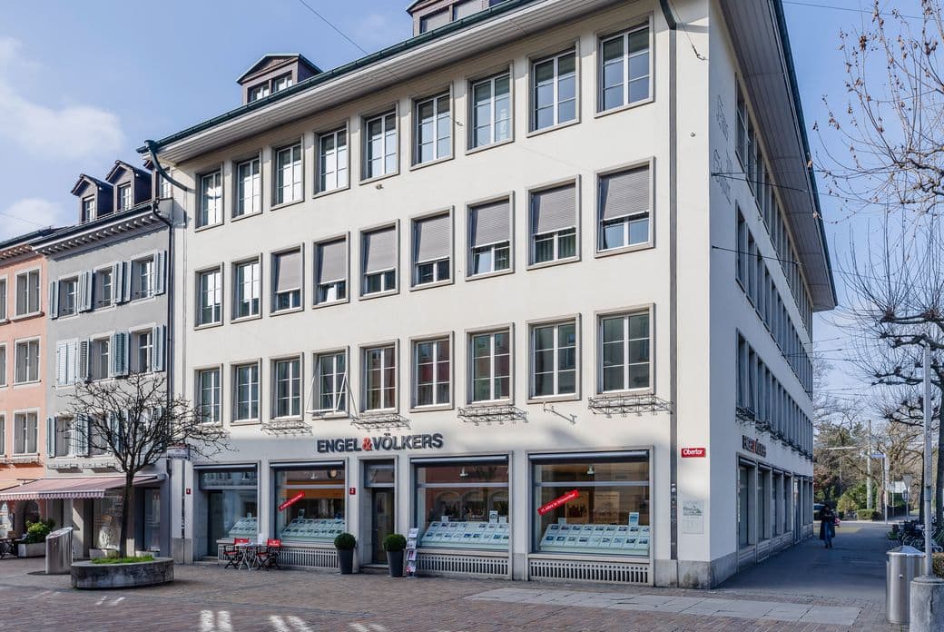 At Engel & Völkers Winterthur, a qualified, friendly team of experts is at your side.