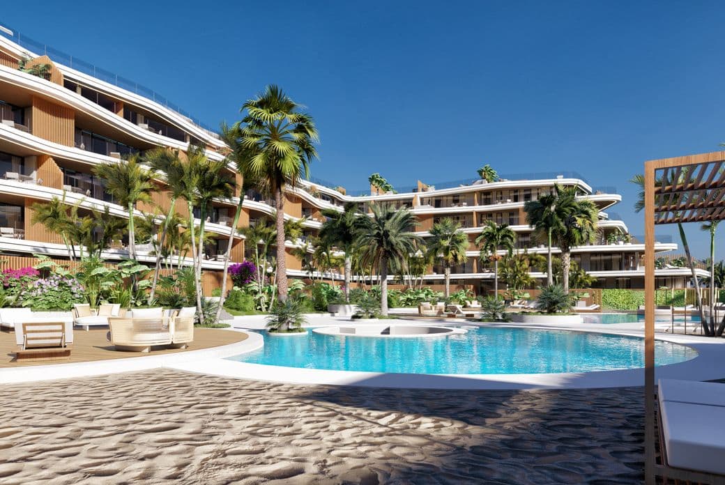 Zeitgemäßes Immobilienprojekt in Santa Eulalia auf Ibiza mit klarer, moderner Architektur, gestalteten Außenbereichen und erstklassiger Lage in Küstennähe.
