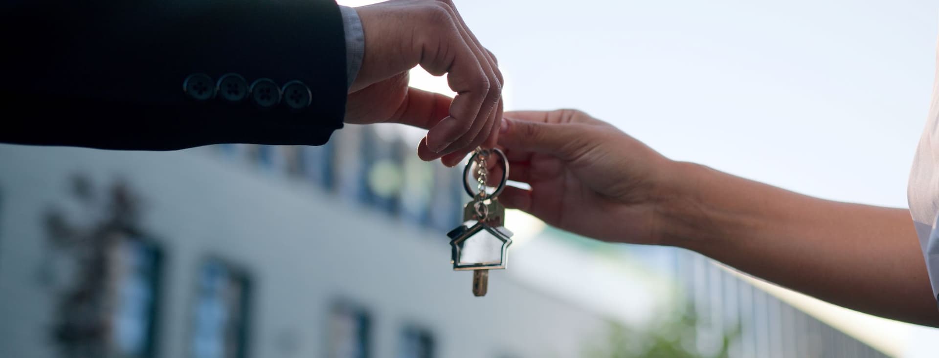 handing over keys after a quick property sale