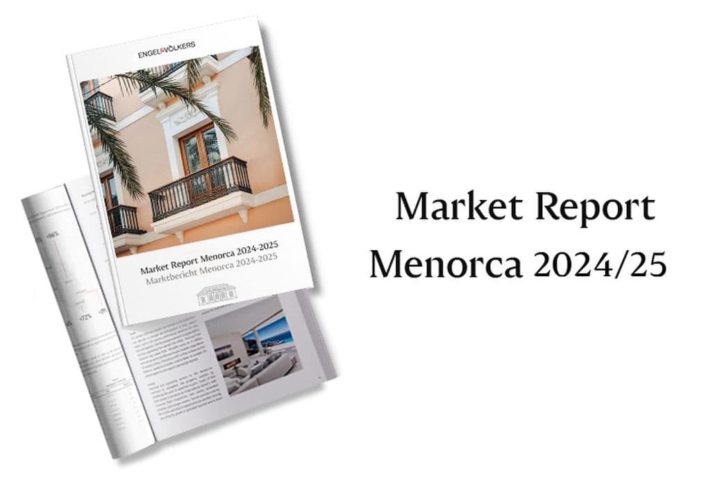 Cover und Innenansicht des Engel & Völkers Marktberichts Menorca 2024/25 mit mediterraner Fassade und Immobilienstatistiken.
