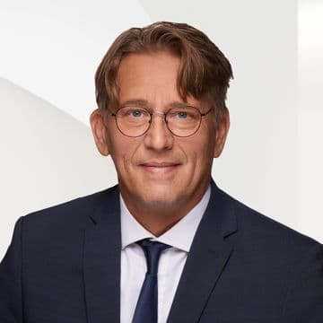 Portrait photo of Christian Will