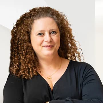 Portrait photo of Lisbeth Kirkegaard