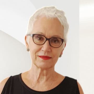 Portrait photo of Antoinette Swanepoel