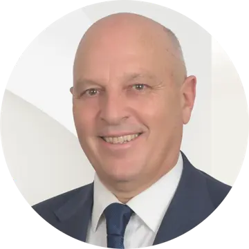 Portrait photo of Manolis Ganasos