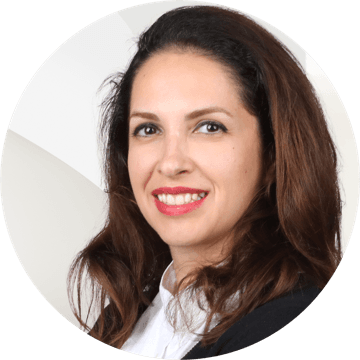 Portrait photo of Anahita Dashti