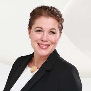 Portrait photo of Katrin Wolf