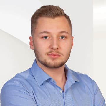 Portrait photo of Nick Hanisch