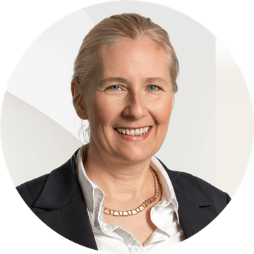 Portrait photo of Kathrin Brand