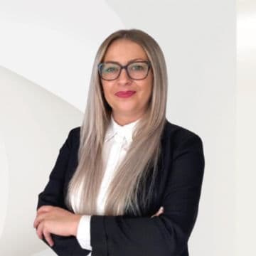 Portrait photo of Tirban Cristina